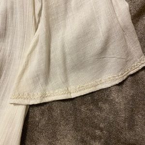 Women’s off white dress shirt